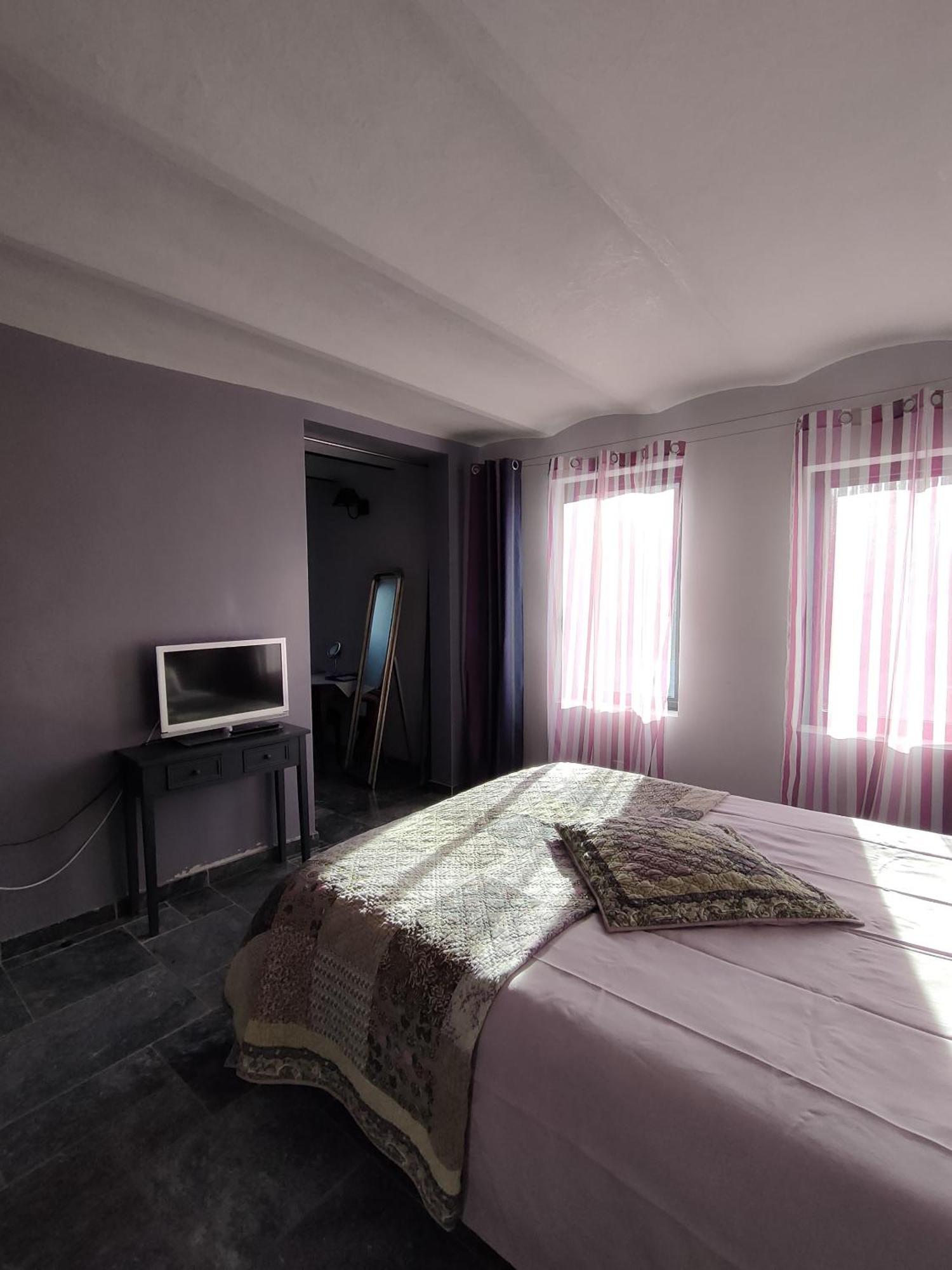 Maison D'Hotes Cote Cour Rasteau Room photo